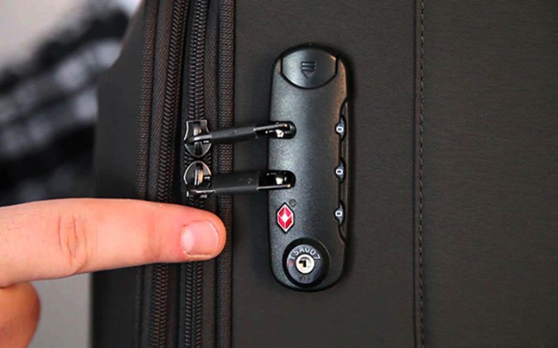 sửa khóa vali tại nhà